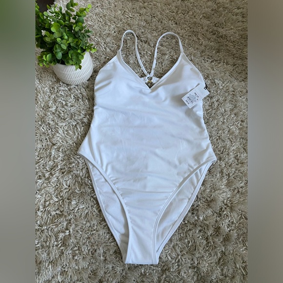 Shade & Shore Other - 🆕 Shade & Shore One Piece Swimsuit